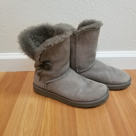 UGG Shoes - UGG Baily Button